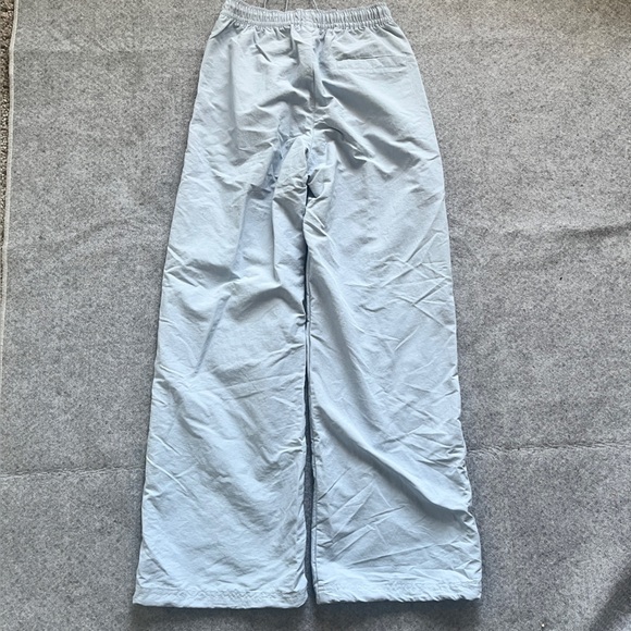 Nike Sportswear Everything Woven Mid-Rise Open-Hem Trousers Sz XS Blue - Picture 8 of 8